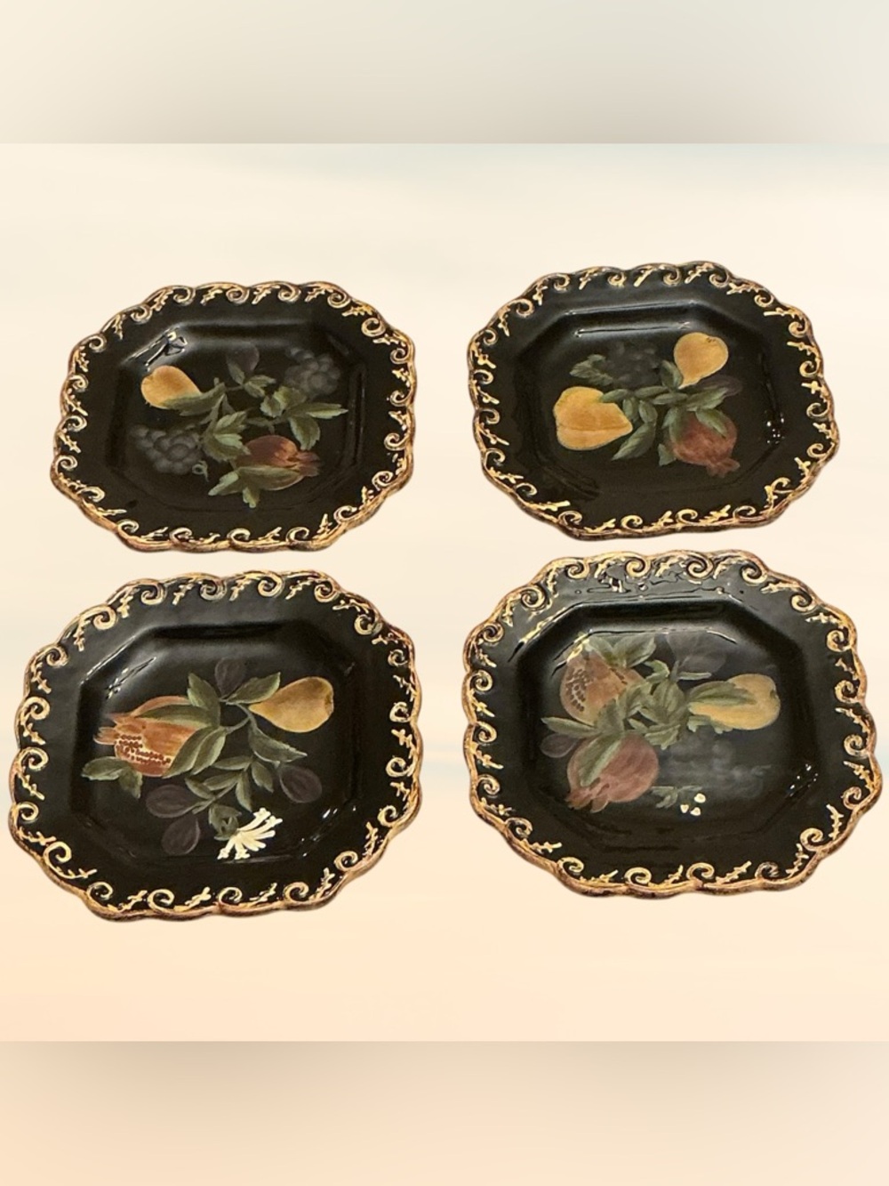 Raymond Waites Pompeii Fruit Salad/Dessert MCM Black Plates 8 1/2” Set of 4